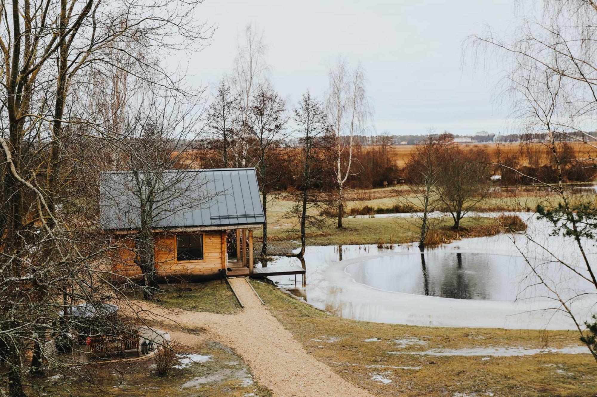 Apartmán Labiesi Jūrkalne Exteriér fotografie