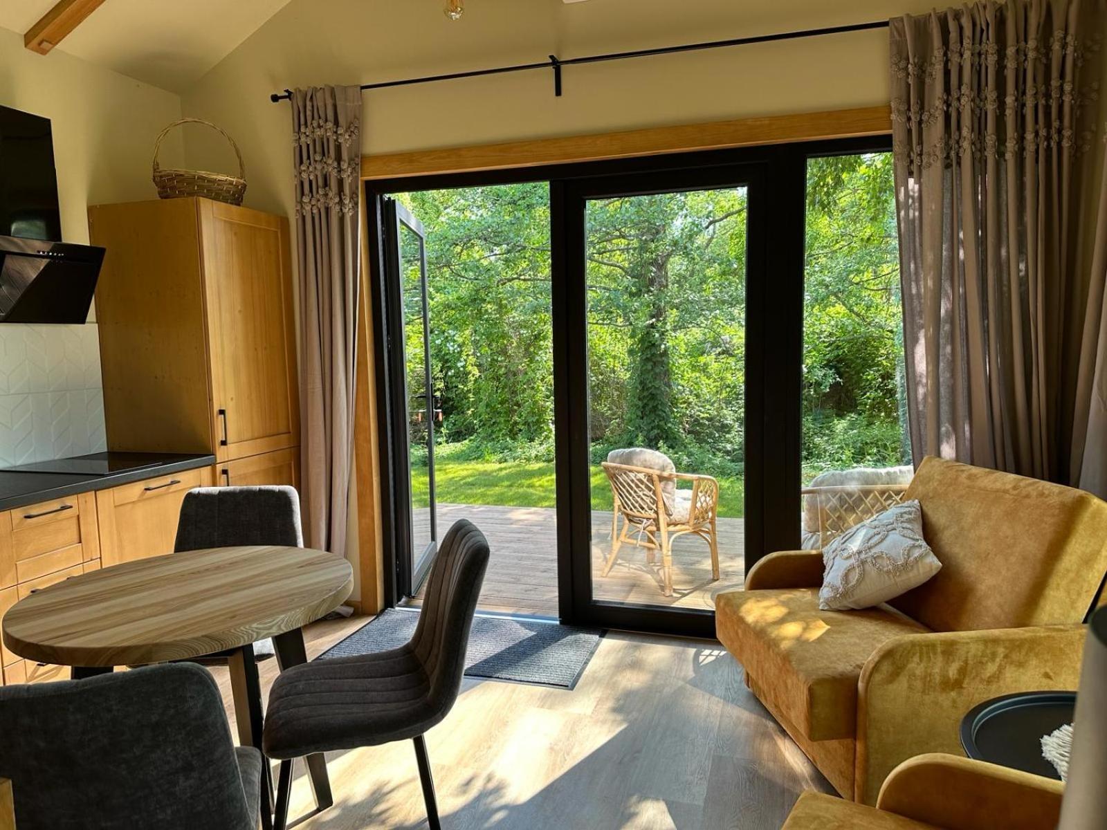 Apartmán Labiesi Jūrkalne Exteriér fotografie